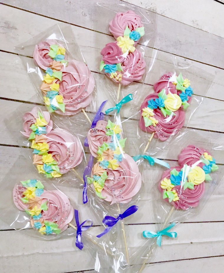 Меренга на палочке к 8 марта