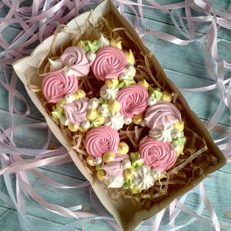 Букет из меренги на 8 марта