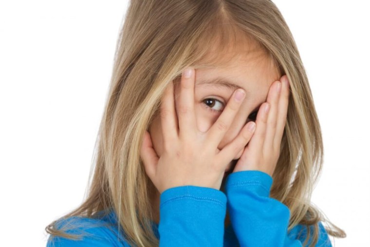 Застенчивый ребенок