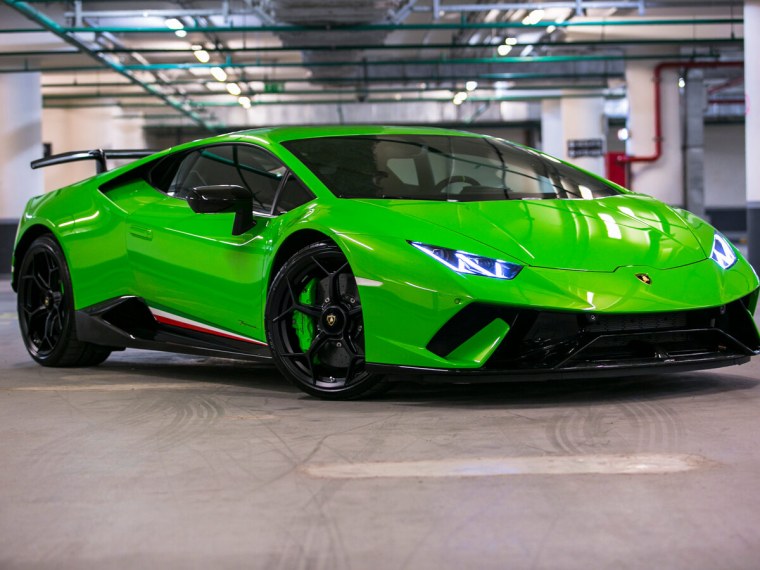 Ламборджини Хуракан 2020