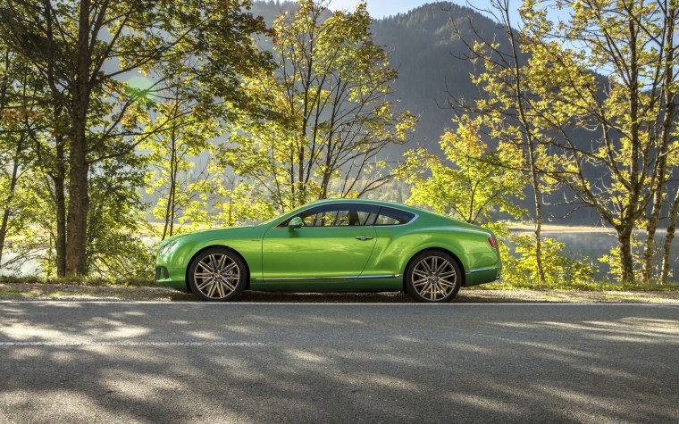 Bentley Continental gt 2015 Green