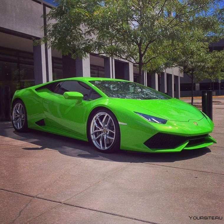 Lamborghini Huracan зеленый