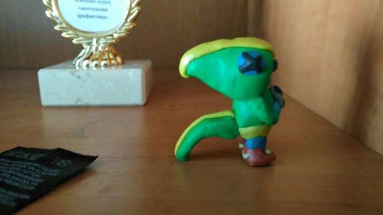 ПЛАСТИЛИНОВЫЙ Леон из Brawl Stars