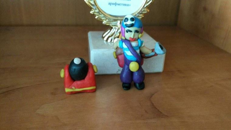 Джесси из Brawl Stars из пластилина