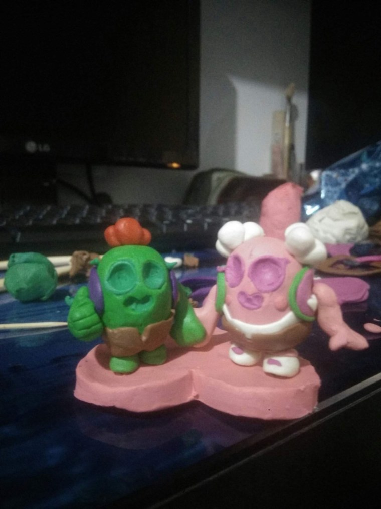 Спайк Браво старс