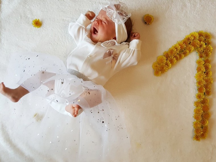 Малышка 1 месяц