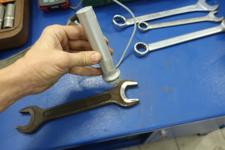 Самый большой гаечный ключ в мире