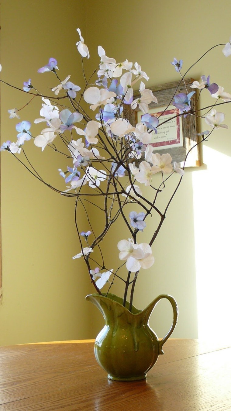 Декор в вазу из веток