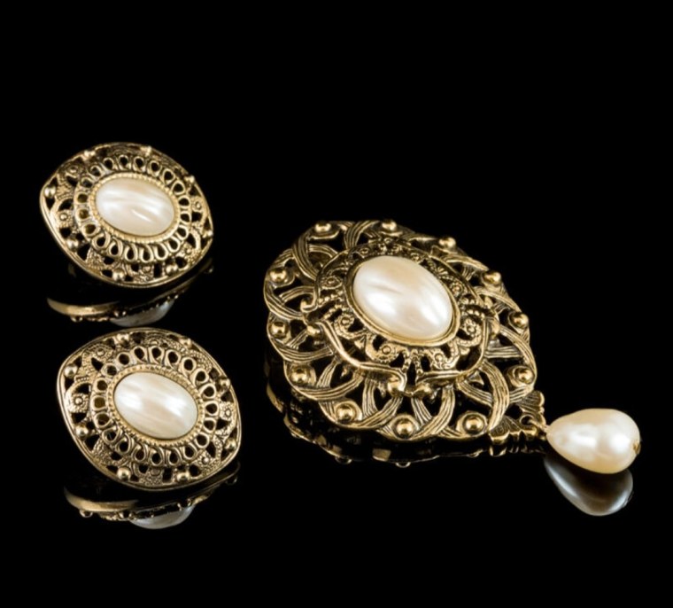 Украшения эпохи Ампир