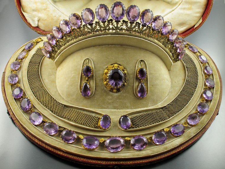 Аметистовая парюра Романовых