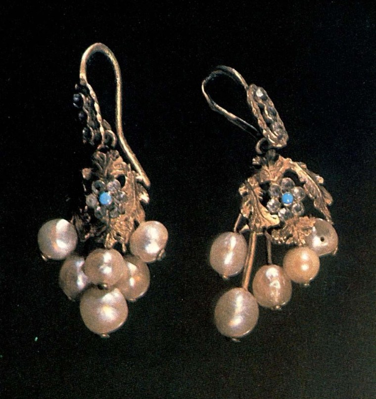 Серьги формы «жирандоль» эпохи Барокко