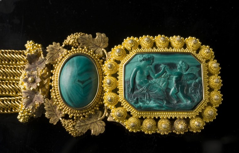 Парюра шведской королевы Дезире