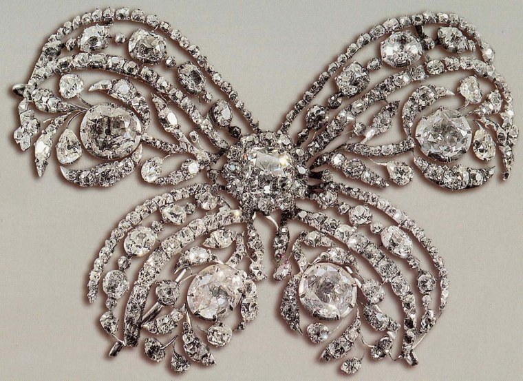 Драгоценности 18 века в России