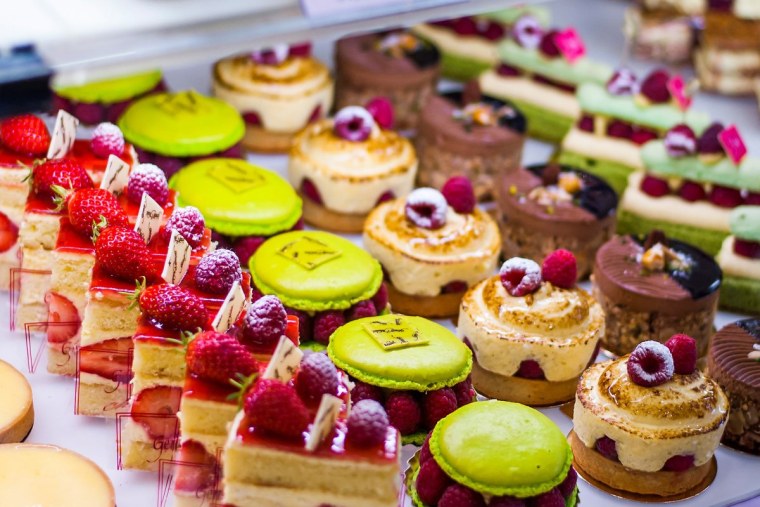 Красивые кондитерские изделия