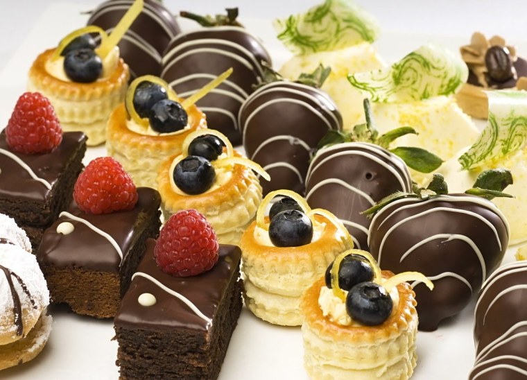 Пирожные для фуршета