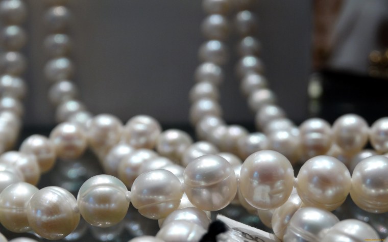 Бусы с жемчугом