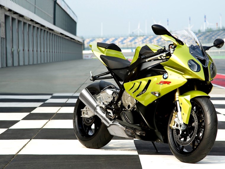 Спортбайк BMW s1000rr