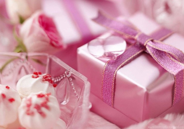 Подарок красивый розовый