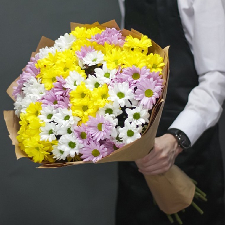 Букет из 11 кустовых хризантем