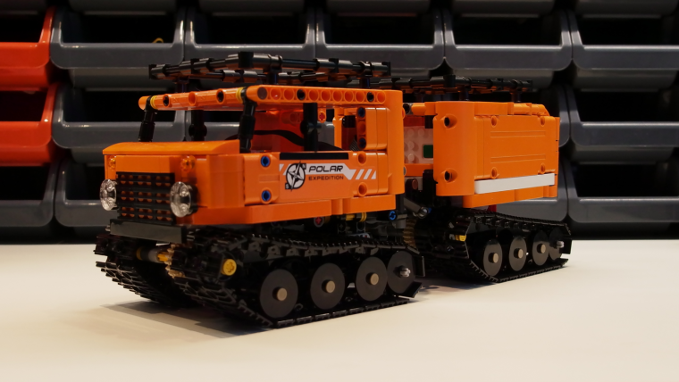 LEGO Technic гусеничное шасси