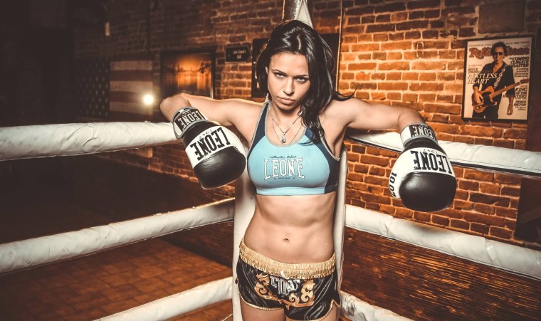 Лена Овчинникова боец