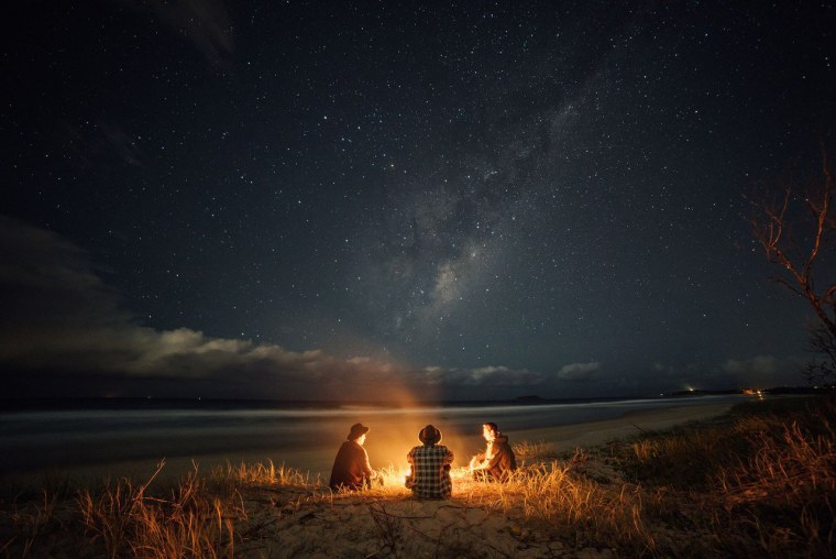 Ночь костер звезды