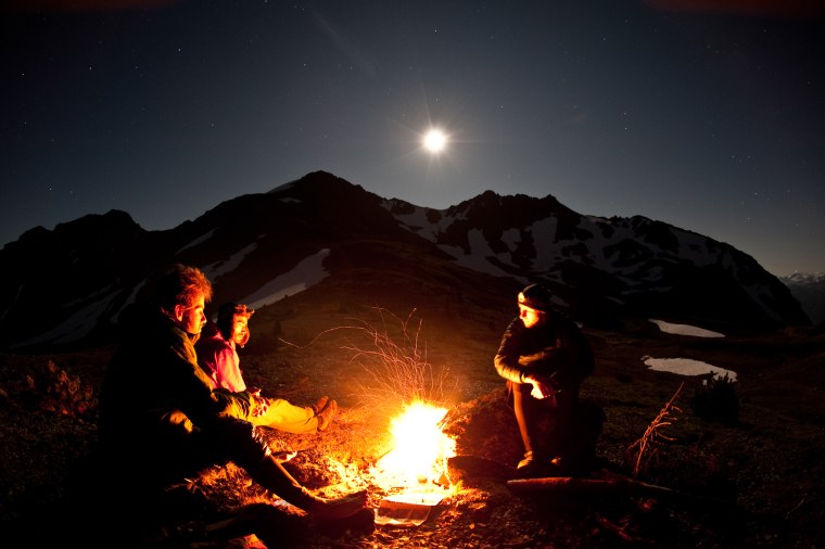 Костер в горах