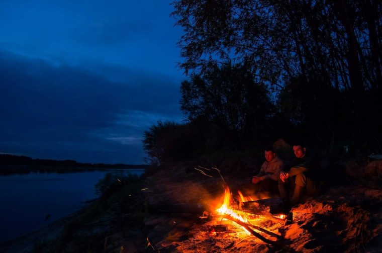 Вечер у костра