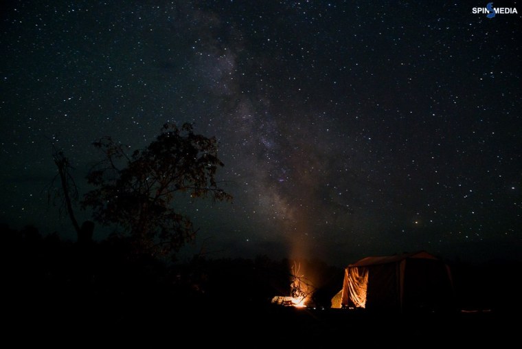 Ночь костер звезды