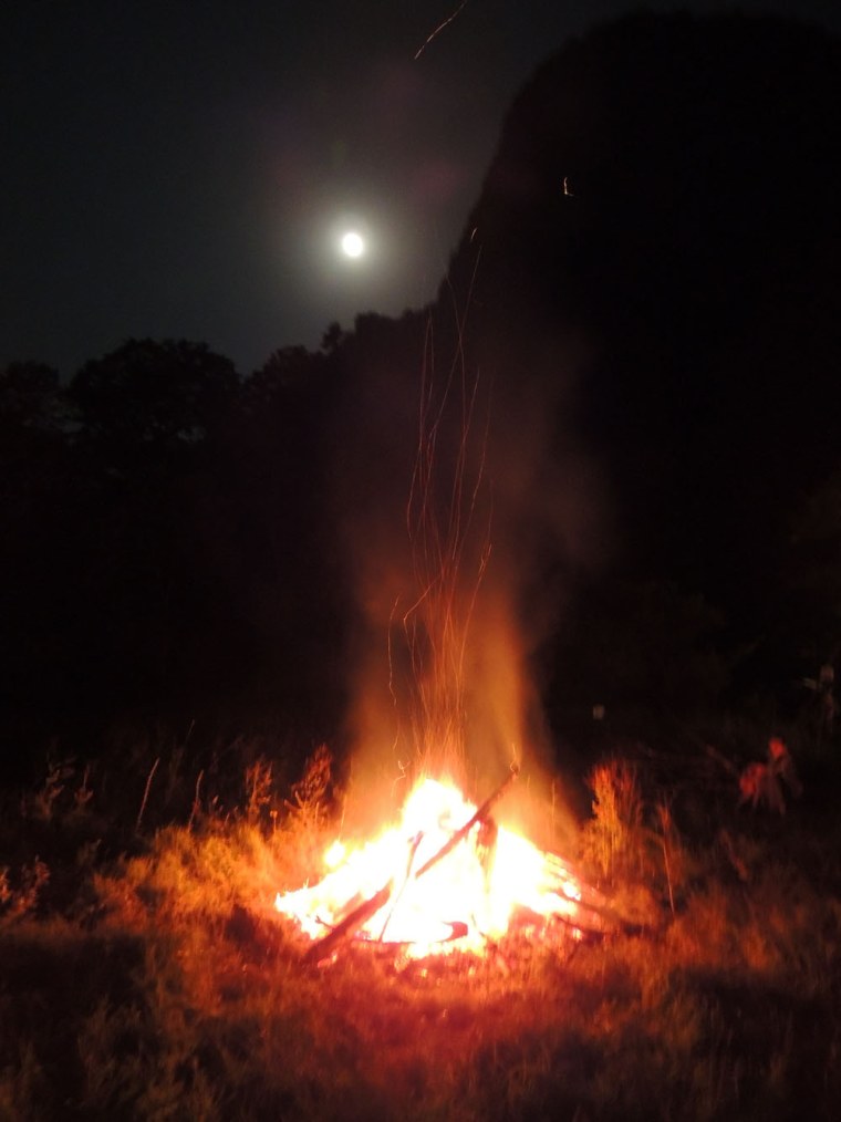 Палатка огонь