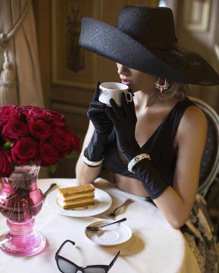 Элегантная дама