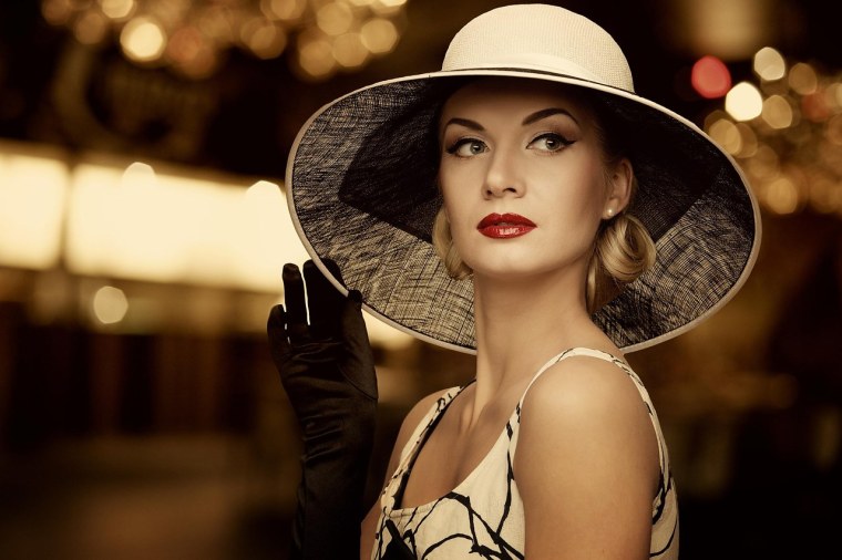 Красивые дамы в шляпках