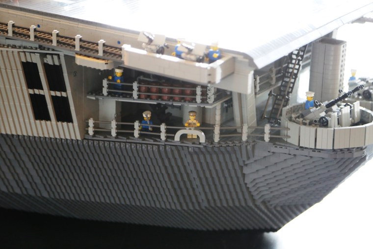 LEGO большой авианосец лего большой авианосец