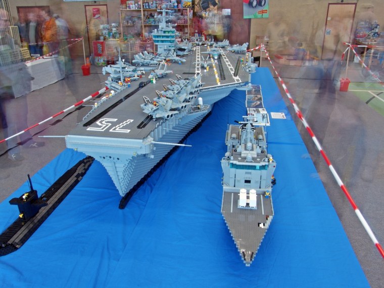 Лего авианосец Нимиц