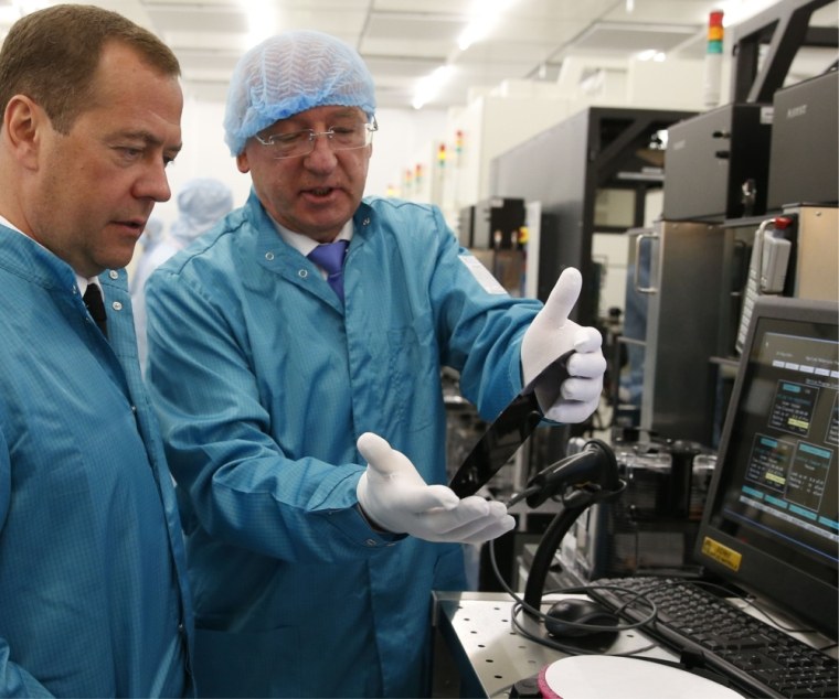 Микросхемы с завода Ангстрем