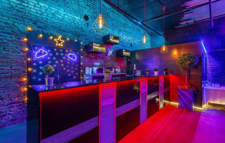 Комната для вечеринок