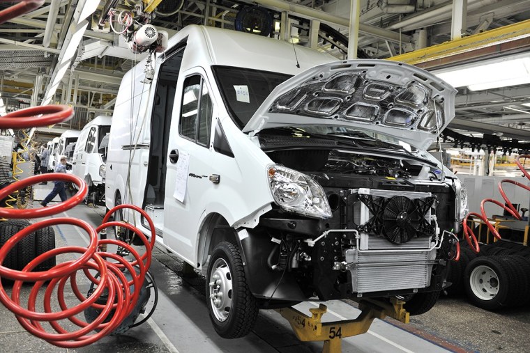 Газель Некст на конвейере