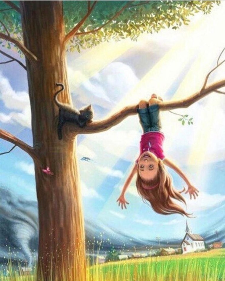 Девочка на дереве