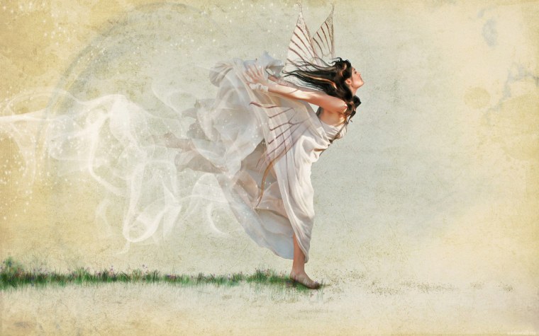 Женщина летит