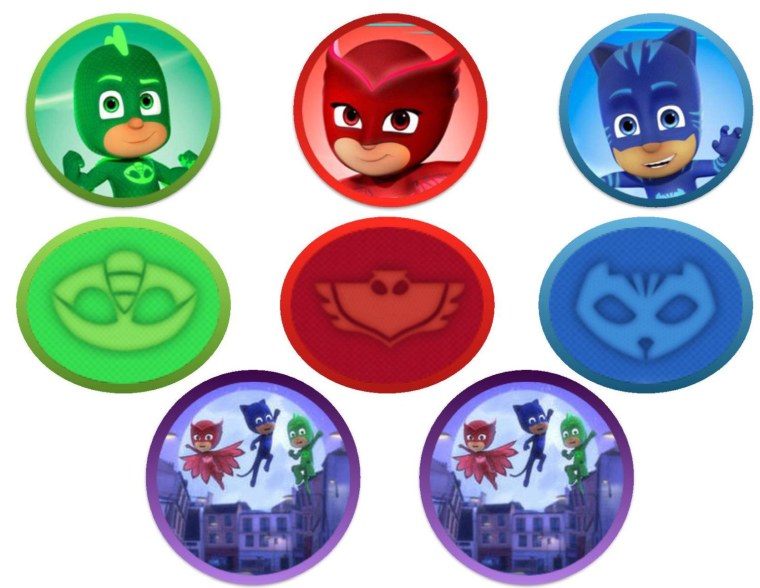 Значки героев в масках