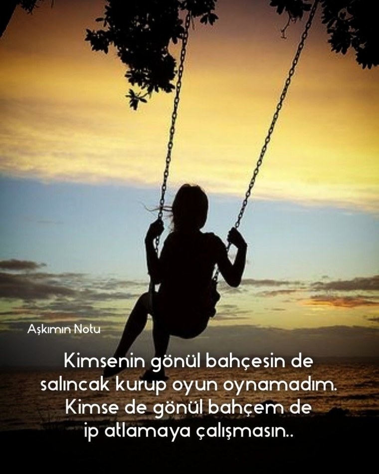 Девочка на качелях