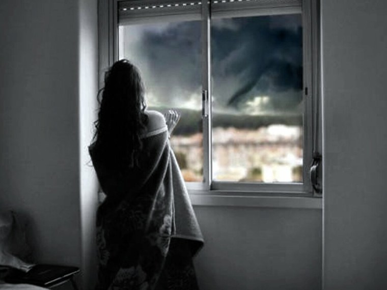 Девушка ждет