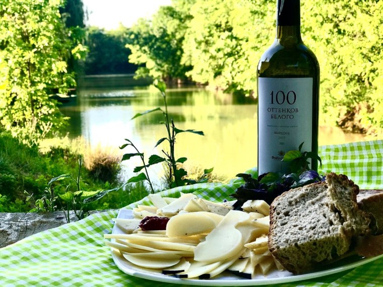 Фанагория 100 оттенков белого