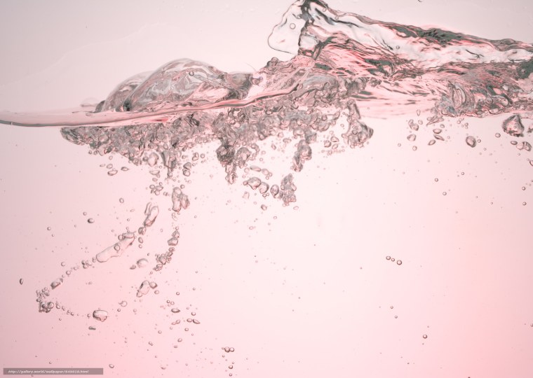 Брызги розовой воды