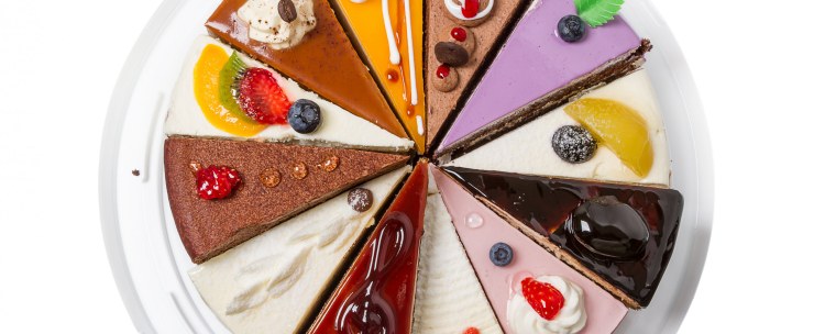 Порезанный торт вид сверху