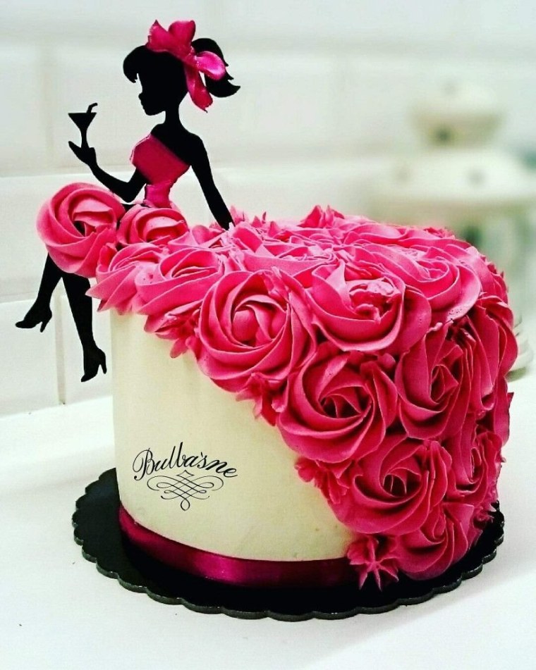 Торт для женщины на день рождения платье