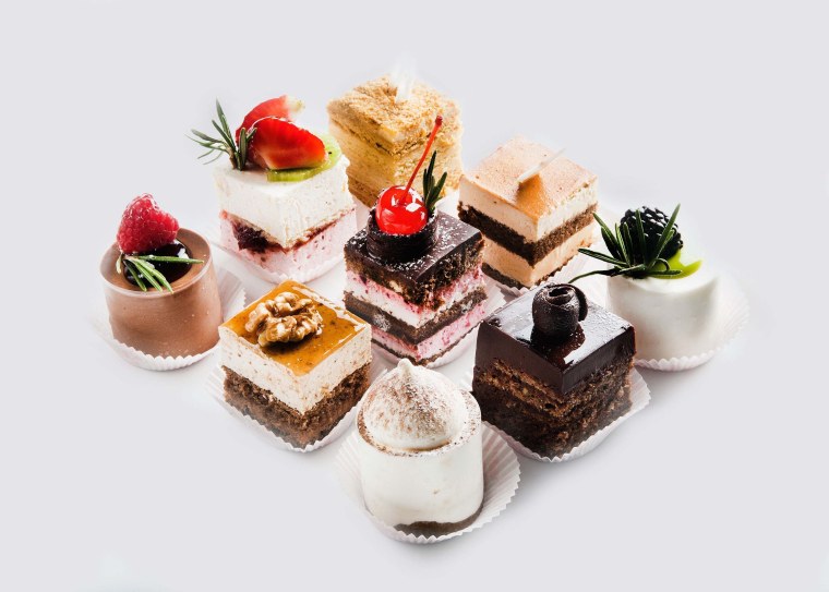 Французские мини пирожные Птифуры