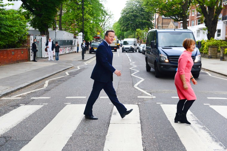 Люди на переходе