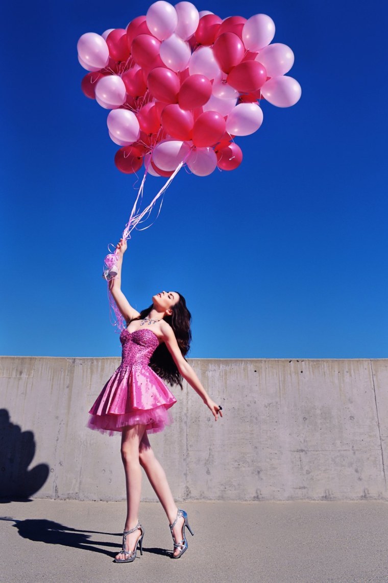 Девушка с воздушными шарами