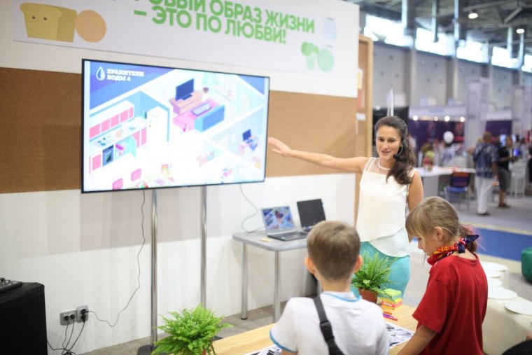 Движение Эка